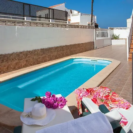 Villa Neptuno By Vacanzy Collection